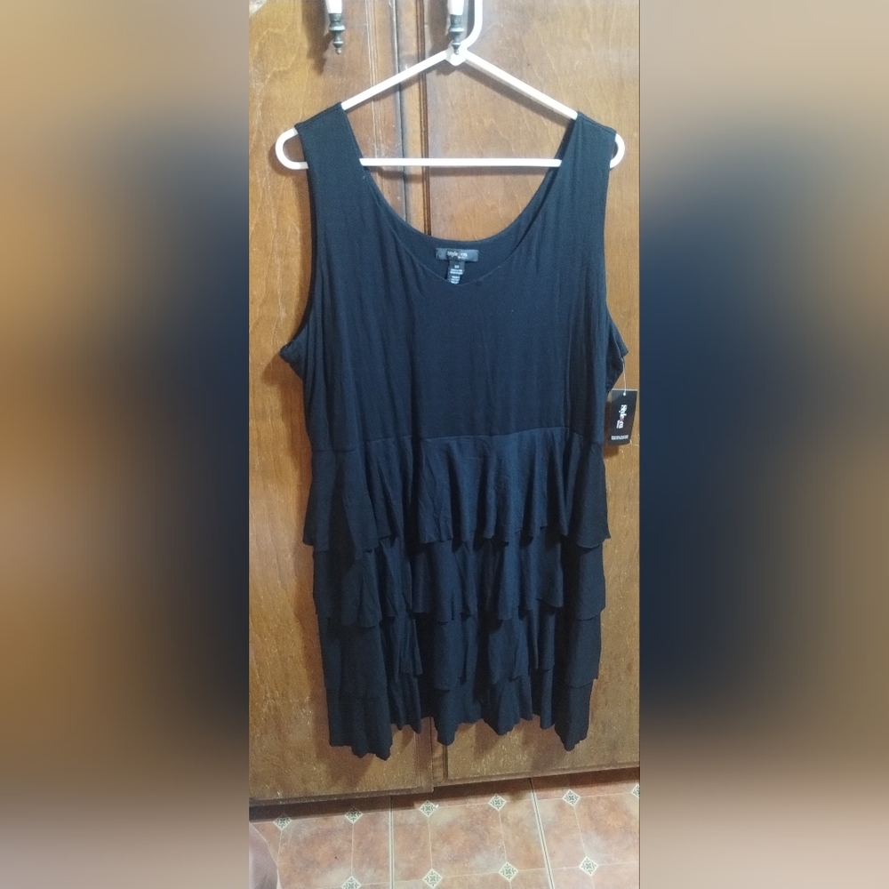 NWT Elegant Black Sleeveless Tiered Dress